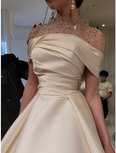  A-Line Evening Gown Elegant Dress Formal Red Green Dress Floor Length Short Sleeve Illusion Neck Satin with Ruched Beading 2024