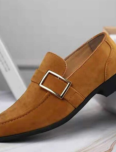  brune loafers i imiteret ruskind til mænd med metalspænde – klassiske slip-on sko til hverdagskomfort