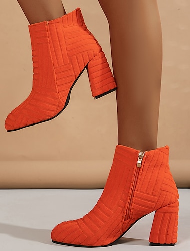  Botines texturizados de color naranja para mujer con tacones de bloque y cremallera lateral: zapatos modernos y llamativos para fiestas y conjuntos casuales