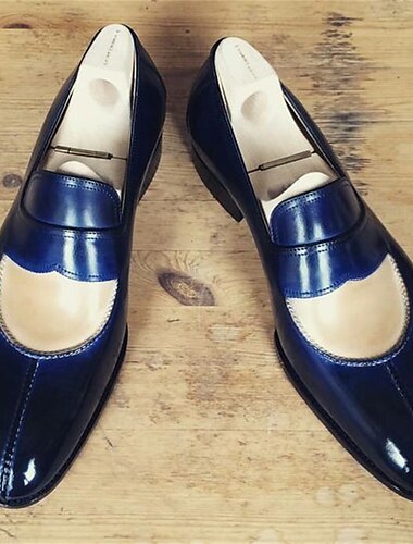  mocassins classiques en cuir bleu marine et beige pour hommes – chaussures habillées rétro bicolores avec un élégant détail festonné, parfaites pour les occasions formelles et décontractées