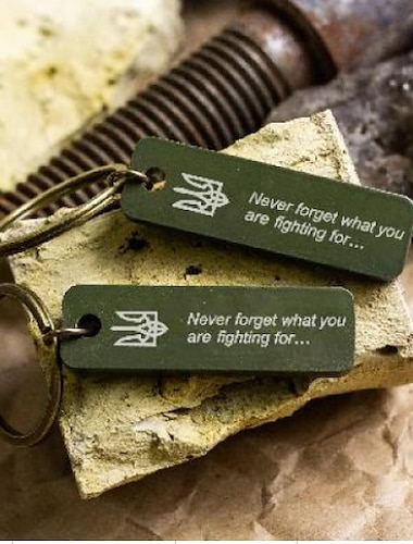  Oekraïense brute militaire sleutelhanger, brute sleutelhanger voor mannen militaire geschenken voor metalen sleutelhanger geheugen militaire geschenken unieke Oekraïense sleutelhanger jubileumcadeau
