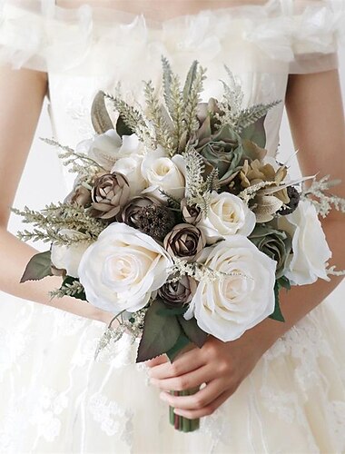  Mariée de style européen rétro tenant des fleurs accessoires de photographie de mariage en plein air fêtes d'anniversaire bouquets simulés fournitures de mariage