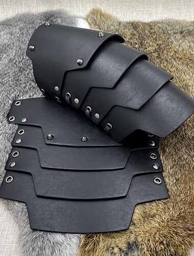  レトリ／ヴィンテージ パンク＆ゴシック 中世 武器＆鎧 リストバンド 手首用サポーター ルネサンスフェア バイキング テンプル騎士団 十字軍 アーチェリー 男性用 バイキング ファンタジー ハロウィーン カーニバル マスカレード パーティー 舞台 LARP 成人 1リストブレース/ペアが必要な場合は、PLZ注文2