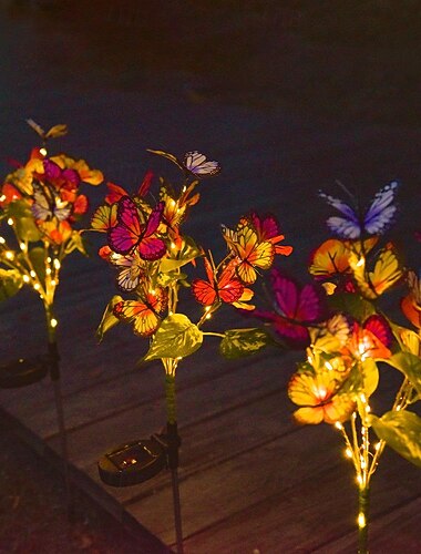  2 luci solari da giardino a forma di farfalla, luci colorate da giardino impermeabili per esterni a led per la decorazione del prato della passerella del parco del giardino