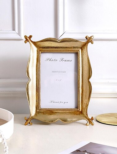  Moldura para fotos em resina com borda floral dourada vintage - peça decorativa em estilo retrô para exibir memórias em ouro, sotaque de mesa perfeito