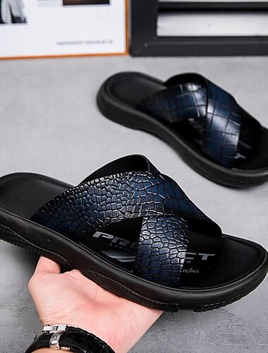  Schwarze Pantoletten mit Krokodilmuster für Herren – rutschfeste Sommerpantoffeln mit gekreuzten Riemen für die Freizeit und den Strand