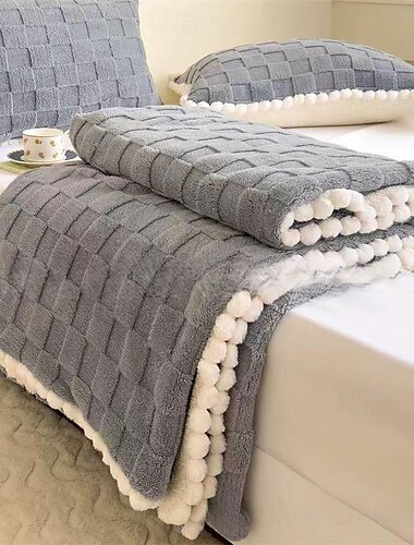  Tuff-Pom-Pom-Decke, dreidimensionale Schnittblumen, Plüsch-Verdickungsdecke, leichte, luxuriöse, bequeme Flanelldecke