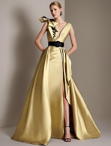  Robe de soirée A-Ligne Robe Élégante Robe Formelle Longueur de sol Sans manches Col V Ceinture  Écharpe Satin avec Nœud(s) Appliqués 2025