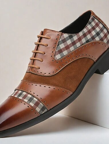 Zapatos Oxford de ante y cuero marrón para hombre con estampado de cuadros: elegantes y cómodos para uso formal e informal.