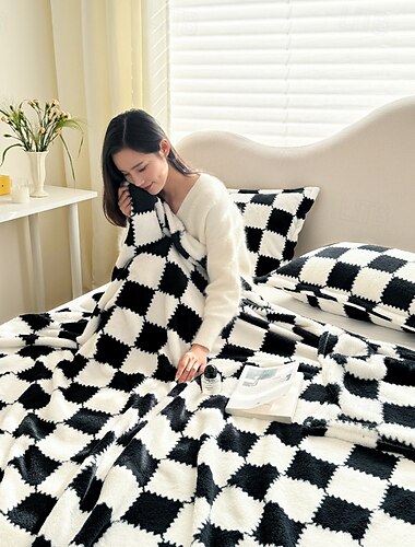  Bettdecke aus Baumwollsamt mit Panda-Design – ultraweich und gemütlich für Komfort zu jeder Jahreszeit – entzückender und skurriler Panda-Aufdruck – perfekt, um Ihrem Schlafzimmer einen Hauch von Spaß zu verleihen
