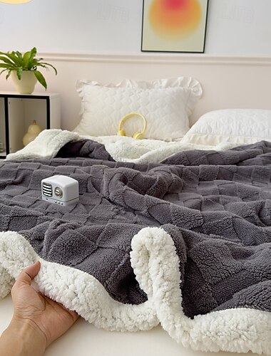  coperta in lana - calda e traspirante per un comfort che dura tutto l'anno - realizzata in lana di alta qualità per una maggiore durata - perfetta per vestirsi a strati, coccolarsi o aggiungere un tocco accogliente al tuo spazio