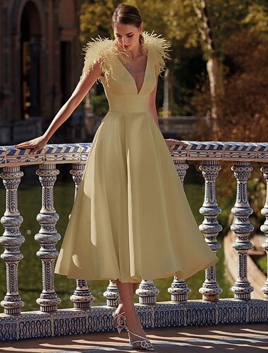  A-Linie Cocktailkleider Elegantes Kleid Hochzeitsgast Knöchellang Ärmellos V-Ausschnitt Tasche Satin mit Feder Derby Kleider 2025