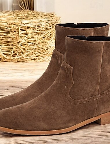  Botas Chelsea de ante para hombre: botines marrones clásicos para uso informal y formal.