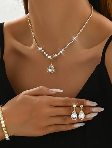  Los sistemas nupciales de la joyería 3 Diamante Sintético 1 Collar 1 Brazalete Pendientes Mujer Clásico Dulce Encantador Clásico Amor Precioso Diamante gota de agua Conjunto de joyas Para Boda Regalo
