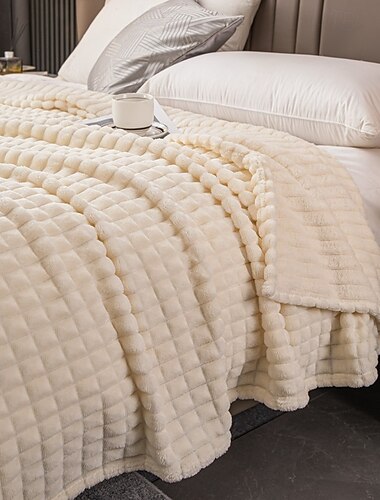  Milchsamt-Überwurfdecke – ultraweich und seidig für luxuriösen Komfort, gemütlich und warm, perfekt zum Kuscheln, hochwertiger, strapazierfähiger Stoff mit plüschigem Griff, elegantes Design, das jede Raumdekoration aufwertet
