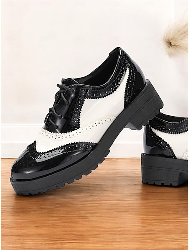  Damen-Oxford-Schuhe in Schwarz und Weiß im Brogue-Stil – Schnürschuhe aus Lack-Kunstleder, dicke Sohle, Vintage-Stil für formelle und legere Kleidung
