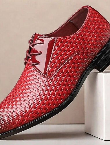  Rote Herrenschuhe aus gewebtem Kunstleder – stilvolle Oxfords zum Schnüren mit Lacklederakzenten für formelle und legere Anlässe