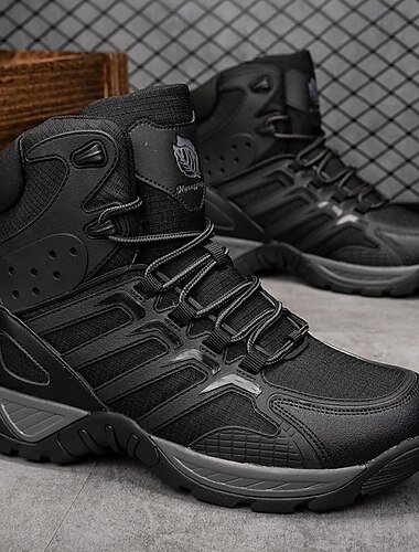  hellbraune Outdoor-Wanderstiefel für Herren mit robuster, rutschfester Sohle, langlebiger Konstruktion und bequemer Passform für Abenteuer im Freien