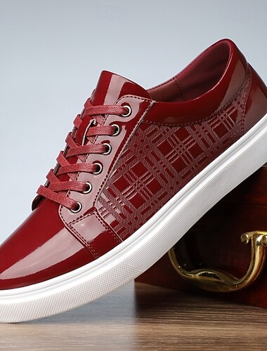  Zapatillas deportivas con cordones de color rojo brillante para hombre con estampado geométrico, elegantes zapatos casuales para eventos de moda y ropa de calle.
