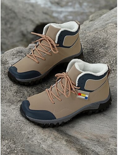  scarponi da trekking da donna color cuoio con fodera in pile, design impermeabile e suola robusta, ideali per trekking con tempo freddo e avventure invernali