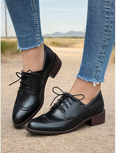  Vintage-Oxford-Schuhe für Damen in Mintgrün, Braun und Weiß – Schnürschuhe im Brogue-Stil mit Flügelkappe für legere und halbformelle Kleidung
