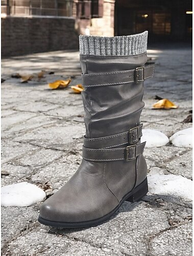  Damenstiefeletten aus Kunstleder mit halbhoher Schafthöhe, Strickbund und doppelten Schnallenriemen – gemütliches und stylisches Winterschuhwerk