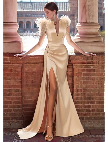  Abendkleid im Meerjungfrauen-Stil, elegantes Kleid, formelle Schleppe, ärmellos, V-Ausschnitt, Champagnerkleid, Satin mit Federn 2025