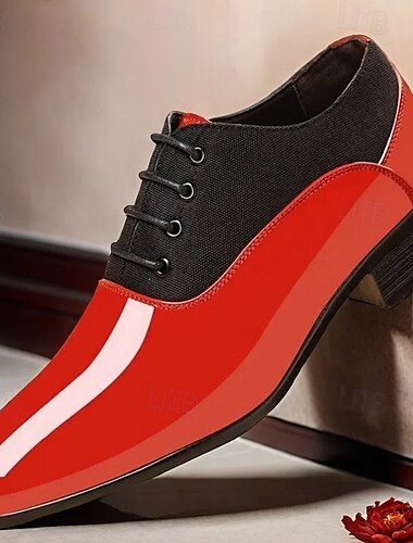  czerwone lakierowane buty typu oxford dla mężczyzn – nowoczesny formalny design ze sznurowanym zapięciem, idealne do pracy, na imprezy i specjalne okazje