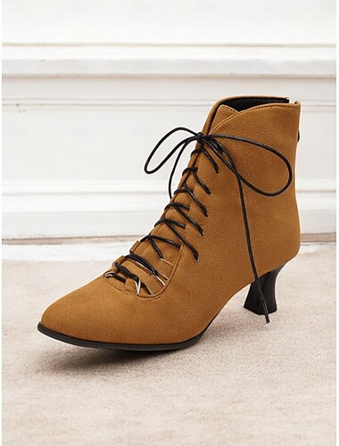 Burgunderrote viktorianische Stiefeletten zum Schnüren für Damen – elegantes Wildlederschuhwerk mit Absatz für formelle Anlässe und im Vintage-Stil