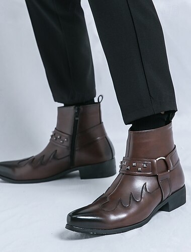 Schwarze Stiefeletten aus Kunstleder für Herren mit Nietenriemen und einzigartiger Stickerei, stilvolles Westerndesign, perfekt für die Freizeit und zum Ausgehen