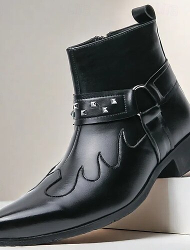  Botines negros de piel sintética para hombre con correa tachonada y bordado exclusivo, diseño occidental elegante, perfectos para uso informal y de noche.