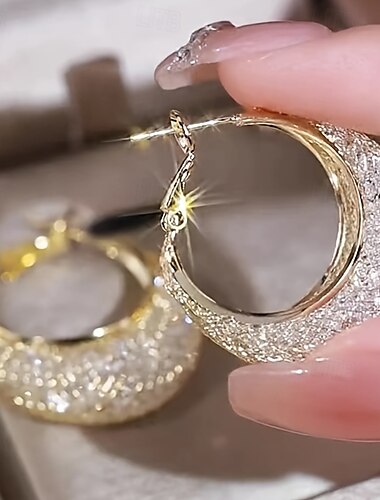  Boucles d'oreilles créoles texturées en or pour femmes avec détails en maille – bijoux élégants et stylés pour les fêtes et les événements officiels