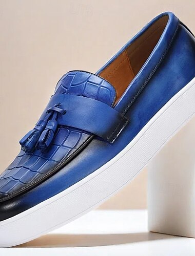  blaue Lederloafer mit Krokoprägung und Quaste für Herren | vielseitig einsetzbar für Casual und Business Casual