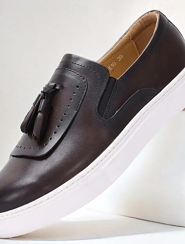  Slipper für Herren aus hochwertigem Rindsleder mit Quastendetail, lässiger Komfortschuh für den Alltag