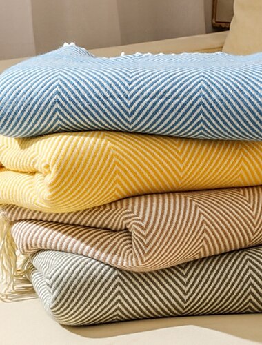  Couverture de canapé tissée à chevrons Design élégant et fonctionnel Idéal comme housse de canapé, chemin de lit ou châle Léger et respirant pour une utilisation estivale Polyvalent pour les siestes,