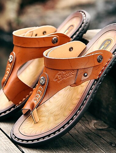  sandaler med tåringar i konstläder – flip-flops i vintagestil med dekorativa nitar för avslappnade sommarstrandkläder