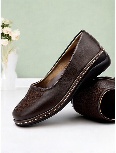  mocassins à enfiler brodés noirs pour femmes avec semelle coussinée - chaussures plates décontractées confortables pour le travail et le quotidien