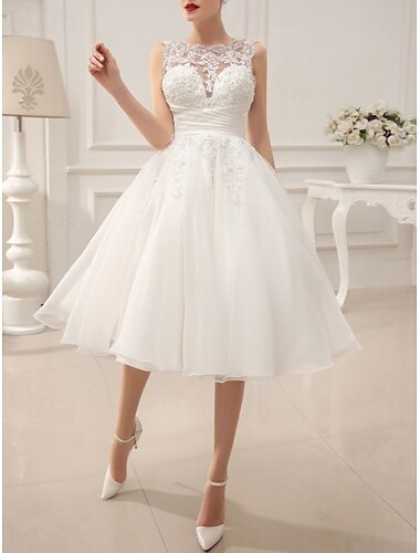  فستان خطوبة صغير أبيض فساتين حفل زفاف فساتين Bridal Shower A-Line وهمية ياقة على شكل قلب بدون أكمام بطول الركبة من ساتان مع تطريزات مجعدة