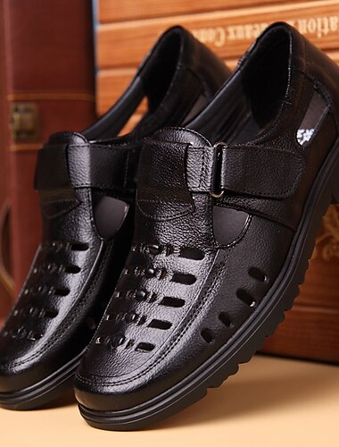  Schwarze Kunstledersandalen für Herren – atmungsaktives Cut-Out-Design mit verstellbarem Riemen, leichte Freizeitschuhe für den Sommer und Outdoor