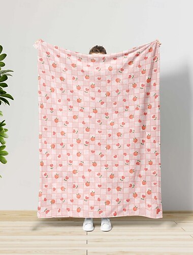  Mantas y cubrecamas de fresas: un complemento adorable y acogedor para tu hogar. Con dulces estampados de fresas, estas mantas suaves, livianas y duraderas