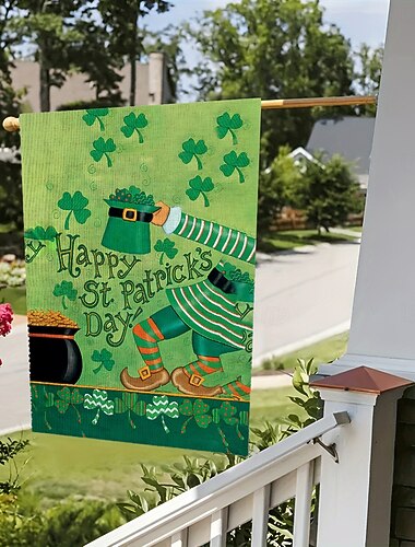  Drapeau de jardin de la Saint-Patrick 12x18 pouces décorations extérieures drapeau de patio de jardin de bienvenue trèfles porte-bonheur pot d'or gnomes drapeau de jardin drapeaux extérieurs de