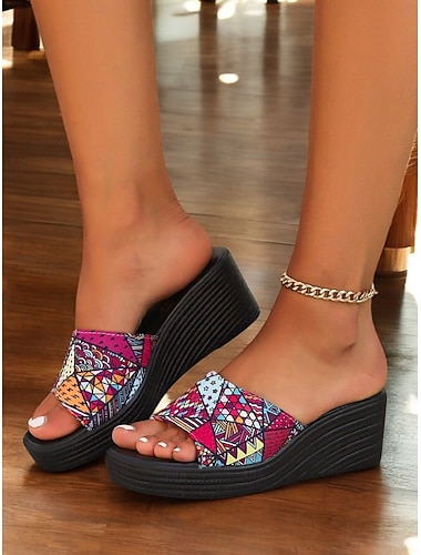  sandales compensées colorées à enfiler pour femmes avec imprimé ethnique – conception de plateforme confortable pour l'été, la plage et les vêtements décontractés