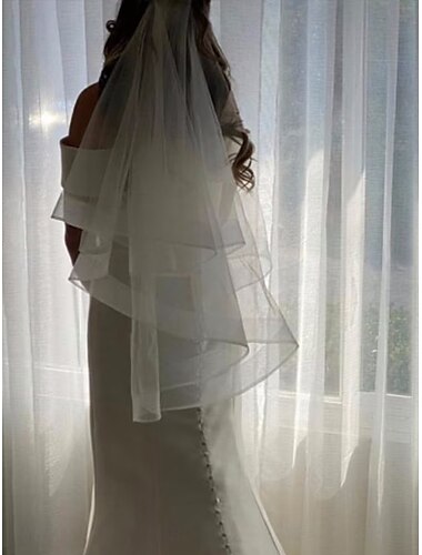  Einschichtig Zeitgenössisch / Stilvoll Hochzeitsschleier Kathedralen Schleier mit Franse Tüll