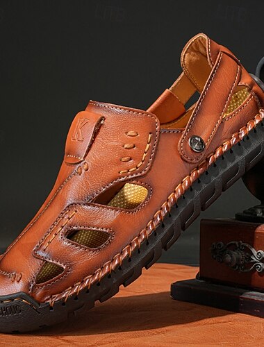  sandales en similicuir marron pour hommes avec design perforé, sangle réglable et semelle durable - confortables pour les vêtements décontractés, les activités de plein air et d'été