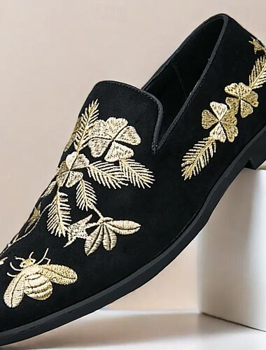 Zwarte suède instappers voor heren met gouden bloemen- en bijenborduursels – elegante casual schoenen voor bruiloften, feesten en formele evenementen