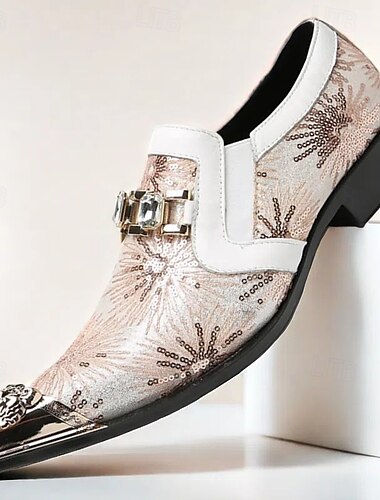  Hochwertige Cowhide-Leder-Lauflerner für Männer mit goldener Spitze besticktem Blumenmuster und Kristallschnalle – luxuriöse Slip-On-Schuhe für besondere Anlässe und Abendgarderobe