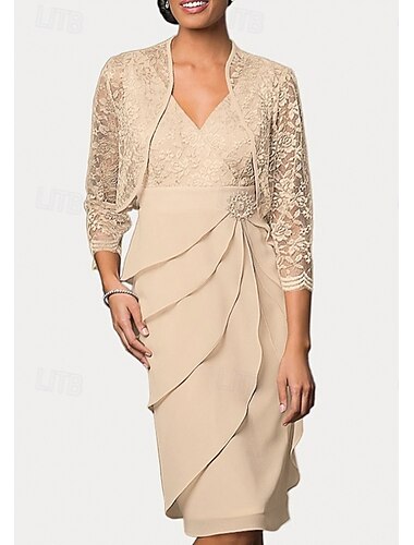  Twee Delige Fijn Moeder van de Bruid Jurk Bruiloft Gast Elegante V Hals Knie Lengte Chiffon Kant 3/4 Lengte Mouw Wrap Inclusief met Borduursels Cascading Rimpelingen 2025 gratis op maat