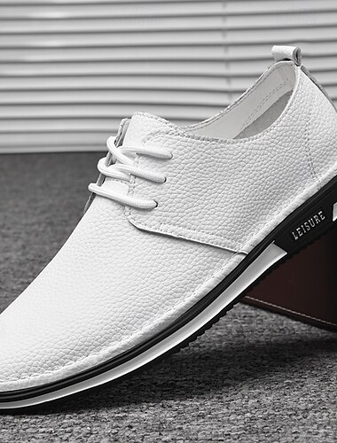  mäns vita konstläder sneakers med snörning, bekväma halkskyddade skor med gummisula, idealiska för vardags- och fritidsbruk