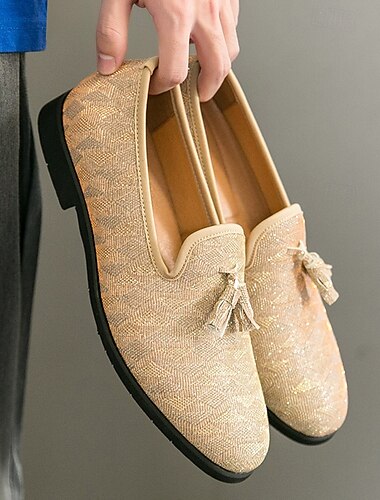 Mocasines beige sin cordones con diseño de espiga y detalle de borlas para hombre: elegancia informal para el trabajo, bodas y ocasiones formales