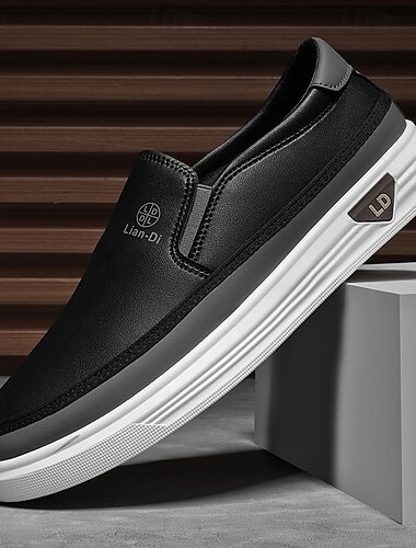  Herren Slip-On Freizeitschuhe mit bequemer gepolsterter Sohle, stylischer leichter Sneaker für den Alltag und entspannte Anlässe